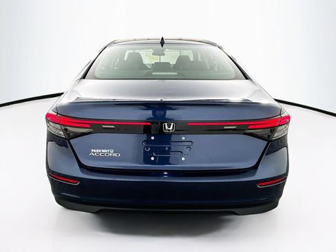 Used 2024 Honda Accord EX image 7