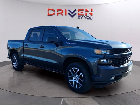 Used 2022 Chevrolet Silverado 1500 Custom image 10