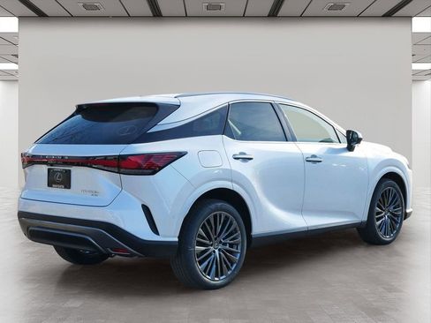 New 2026 Lexus RX 450h AWD image 5