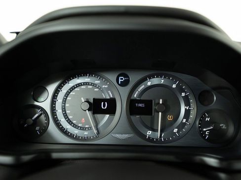 Used 2019 Aston Martin Vanquish Zagato image 39