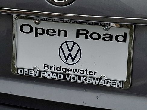 Used 2017 Volkswagen Passat 1.8T R-Line image 30