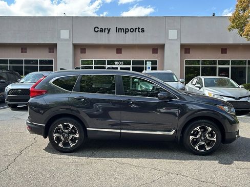 Used 2019 Honda CR-V Touring image 4