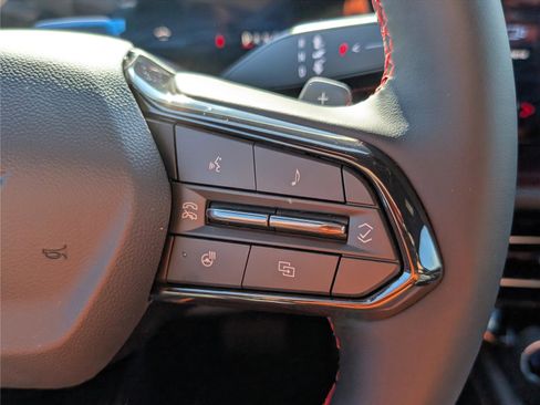 New 2026 Chevrolet Traverse RS AWD/4WD image 22