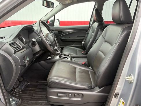 Used 2017 Honda Ridgeline RTL-T image 22