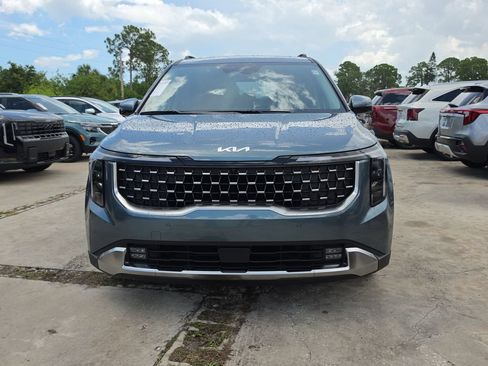 New 2026 Kia Carnival SX FWD image 3