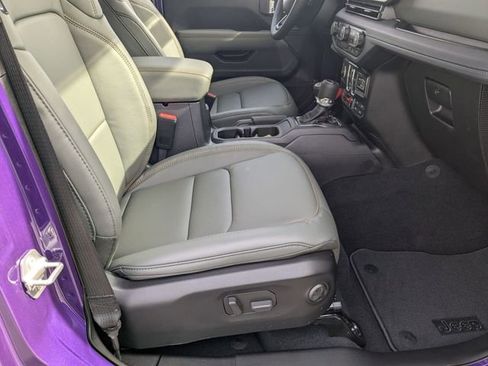 New 2026 Jeep Gladiator Mojave AWD/4WD image 31