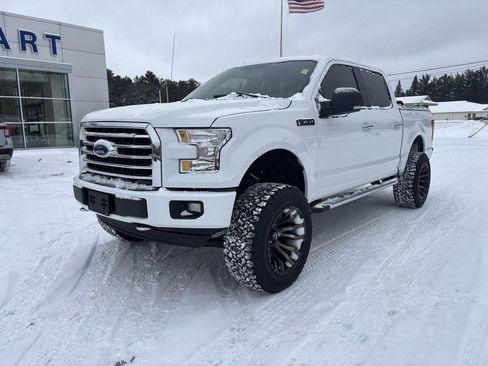 Used 2017 Ford F150 XLT w/ Equipment Group 302A Luxury image 7