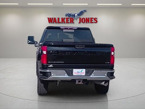 Used 2022 Chevrolet Silverado 2500 LTZ w/ LTZ Plus Package image 5