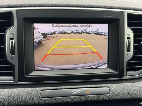 Used 2019 Kia Sportage EX image 20