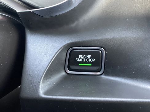 Used 2018 Chevrolet Camaro LT image 31