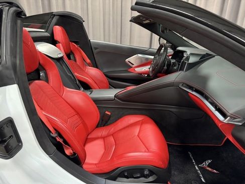 Used 2023 Chevrolet Corvette Stingray w/ Z51 Performance Package image 14