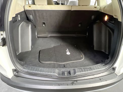 Used 2017 Honda CR-V LX image 23