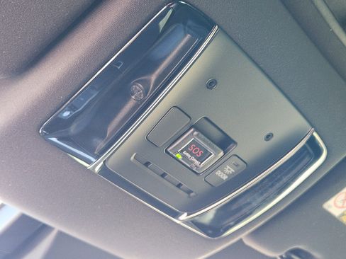 Used 2018 Lexus LC 500 Coupe image 33