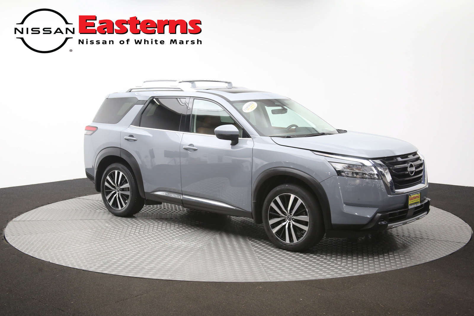 Used 2023 Nissan Pathfinder Platinum w/ Cargo Package AWD/4WD image 47