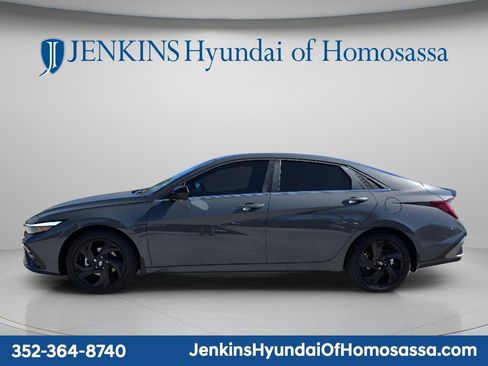 New 2026 Hyundai Elantra SEL Sport Premium w/ Cargo Package FWD image 4