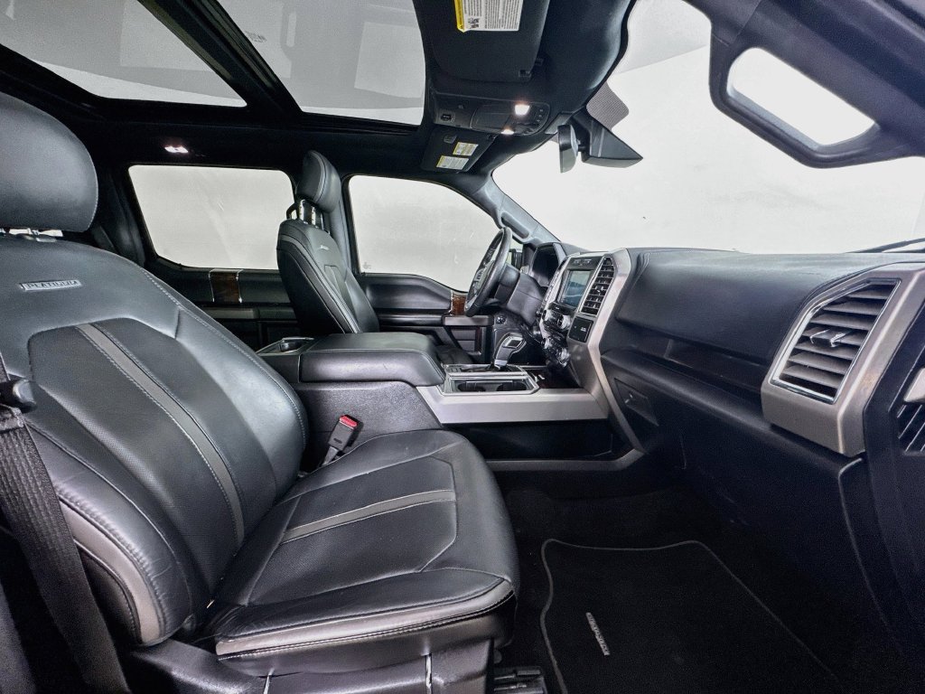 Used 2016 Ford F150 Platinum w/ Equipment Group 701A Luxury AWD/4WD image 36