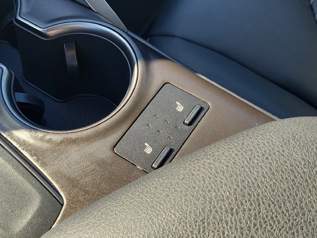 Used 2023 Toyota Camry SE FWD image 24