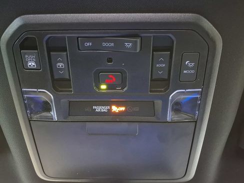 Used 2023 Toyota Tundra Platinum RWD image 29