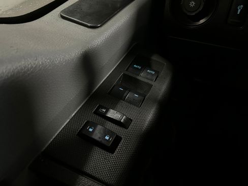 Used 2015 Ford F350 XL w/ Power Equipment Group image 18