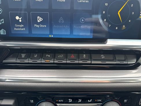 Used 2024 Chevrolet Silverado 2500 High Country w/ Z71 Off-Road Package image 31