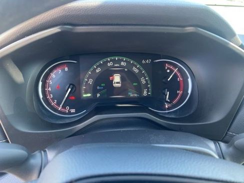 Used 2025 Toyota RAV4 XLE image 16