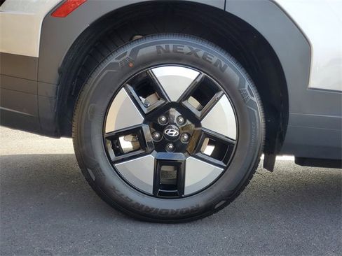 Used 2026 Hyundai Santa Fe SE image 7