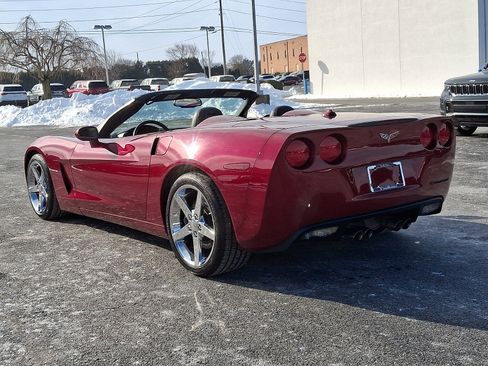Used 2005 Chevrolet Corvette Convertible w/ Preferred Equipment Group image 4