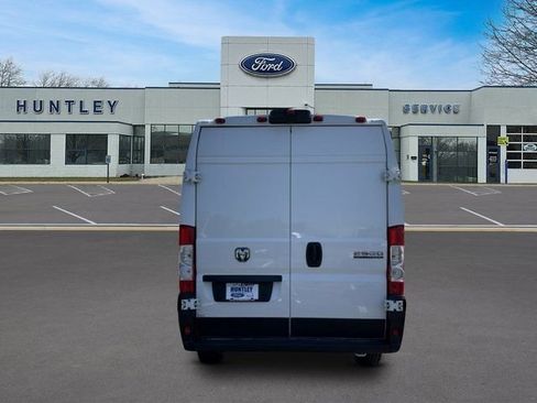 Used 2024 RAM ProMaster 2500 w/ Convenience Group FWD image 6