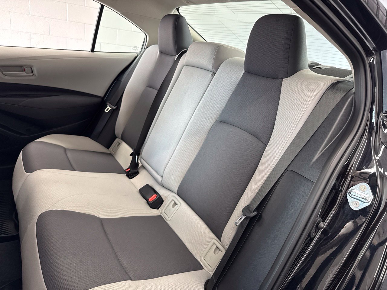Used 2026 Toyota Corolla LE FWD image 38