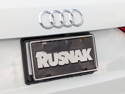 Used 2023 Audi Q3 2.0T Premium w/ Convenience Package image 19