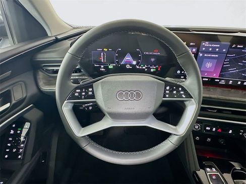 New 2025 Audi Q5 Premium Plus image 18