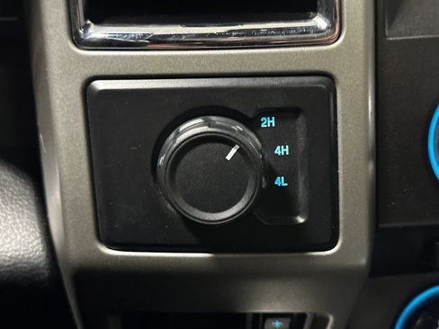 Used 2017 Ford F450 Lariat w/ Lariat Ultimate Package AWD/4WD image 42