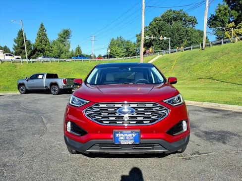 Used 2020 Ford Edge Titanium w/ Equipment Group 301A AWD/4WD image 8