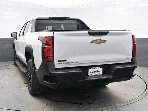 Used 2024 Chevrolet Silverado EV W/T image 5