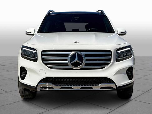 Certified 2025 Mercedes-Benz GLB 250 image 3