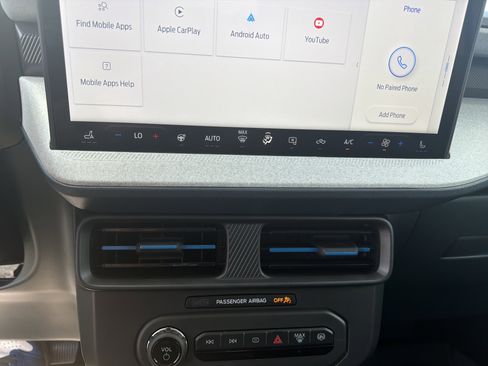 New 2025 Ford Maverick XLT w/ XLT Luxury Package FWD image 30