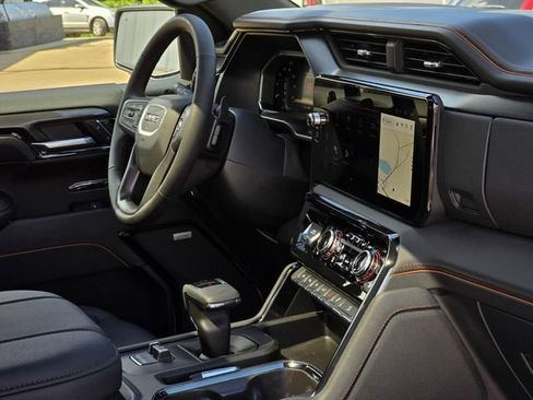 New 2026 GMC Sierra 1500 AT4 w/ Technology Package AWD/4WD image 11