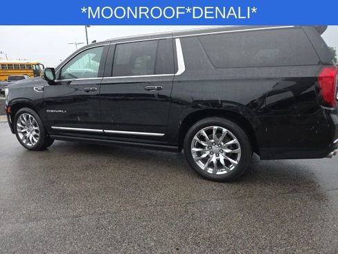Used 2024 GMC Yukon XL Denali w/ Advanced Technology Package AWD/4WD image 13