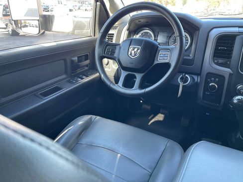 Used 2014 RAM 3500 Tradesman image 11