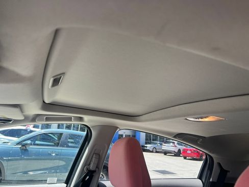 Used 2018 Honda HR-V EX image 5
