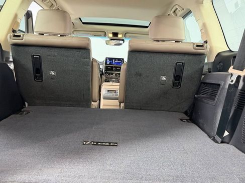 Used 2022 Lexus GX 460 Luxury w/ Sport Design Package image 27