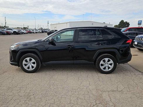 Used 2025 Toyota RAV4 LE FWD image 5