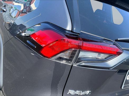 Certified 2025 Toyota RAV4 XLE AWD/4WD image 29