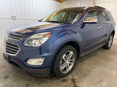 Used 2016 Chevrolet Equinox LTZ w/ Enhanced Convenience Package FWD image 3