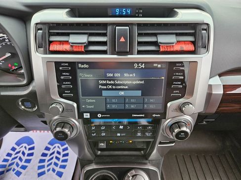 Used 2021 Toyota 4Runner Limited image 21