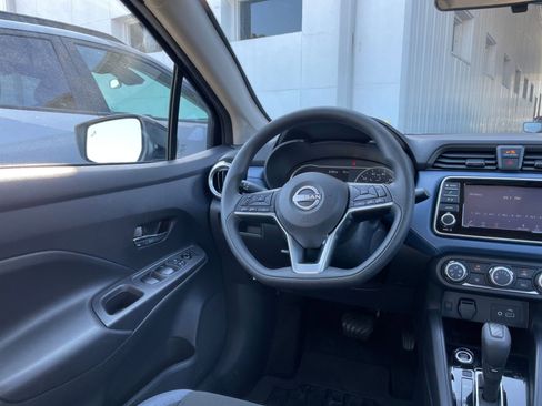 Used 2025 Nissan Versa SV image 32