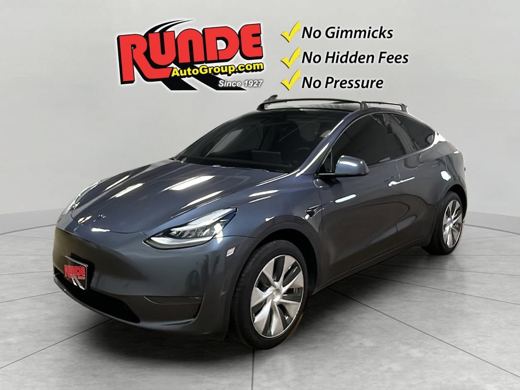 Used 2020 Tesla Model Y Long Range AWD/4WD image 1