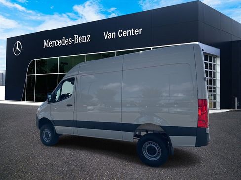 New 2025 Mercedes-Benz Sprinter 2500 image 5