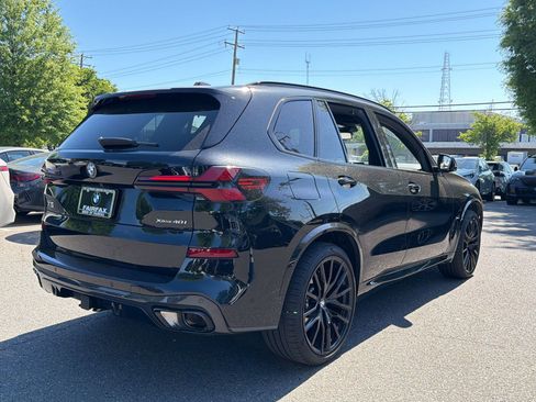 Used 2024 BMW X5 xDrive40i w/ M Sport Package AWD/4WD image 8