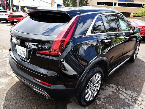 Used 2019 Cadillac XT4 Premium Luxury FWD image 8